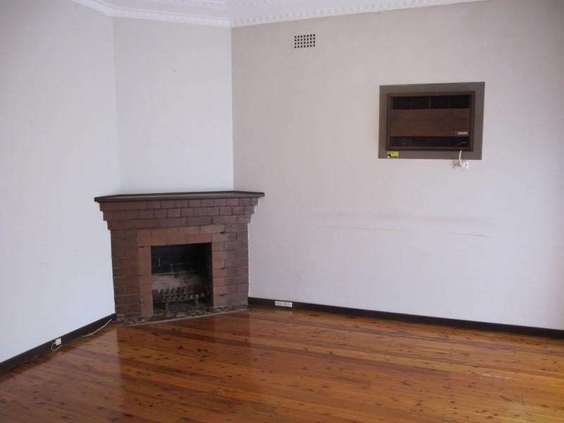 14 Eulabah Avenue, Earlwood NSW 2206