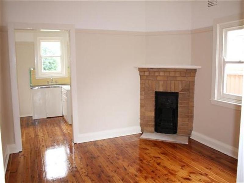 1 Mabel Street, Kingsgrove NSW 2208