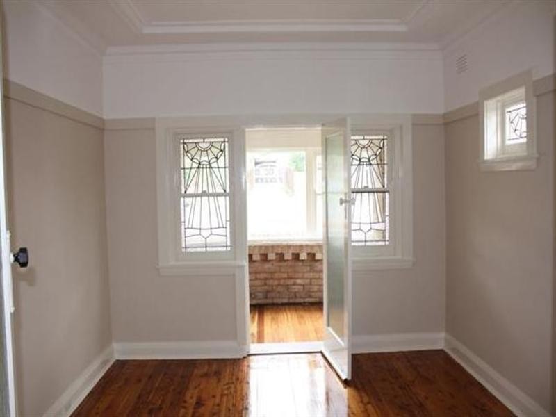 1 Mabel Street, Kingsgrove NSW 2208