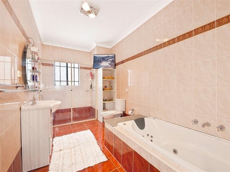 68 Knox Street, Belmore NSW 2192