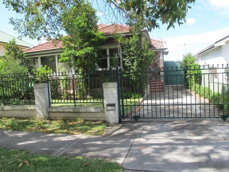 418 Homer Street, Earlwood NSW 2206