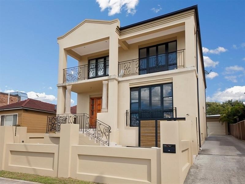 123 Chapel Street, Kingsgrove NSW 2208