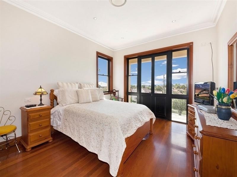 123 Chapel Street, Kingsgrove NSW 2208