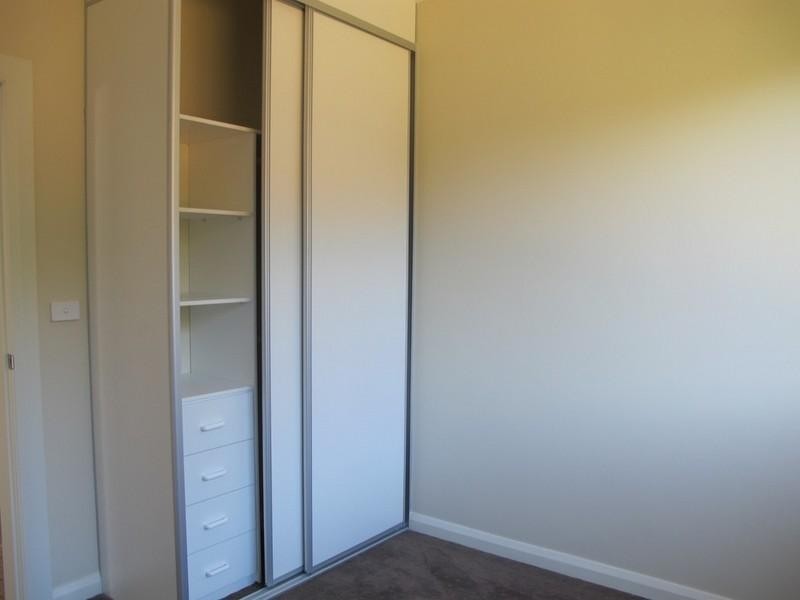 2A Undercliff Road, Earlwood NSW 2206