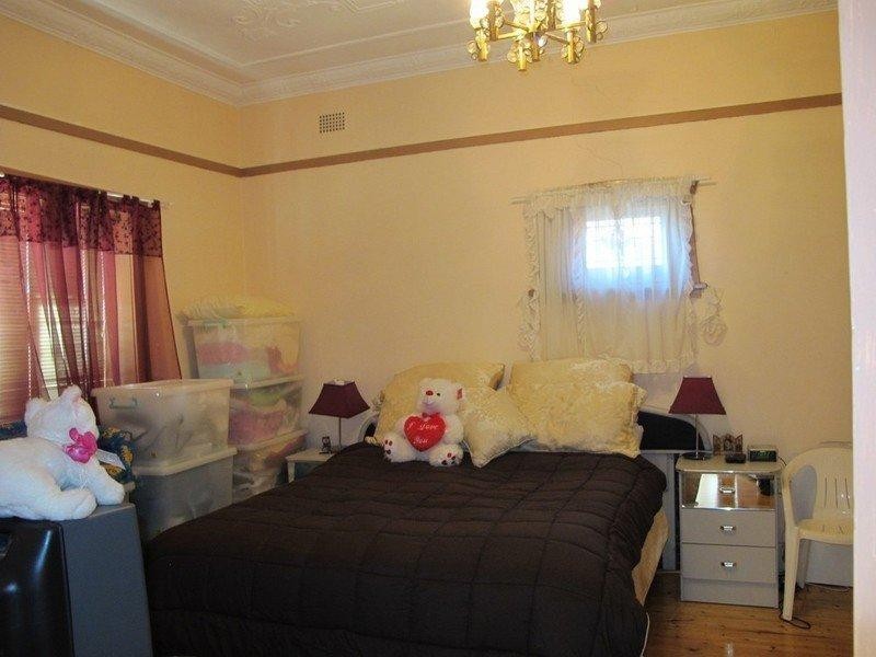 26 Clarke Street, Earlwood NSW 2206