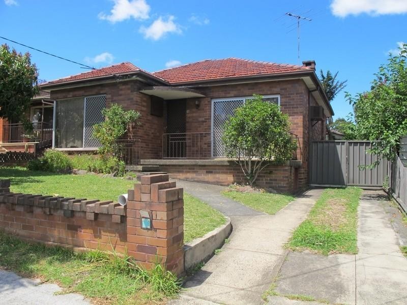 14 Eulabah Avenue, Earlwood NSW 2206