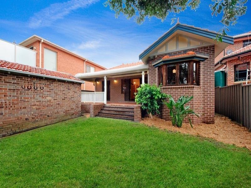 37 Permanent Avenue, Earlwood NSW 2206