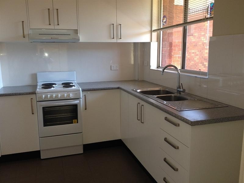 5/36 Moorefields Road, Kingsgrove NSW 2208