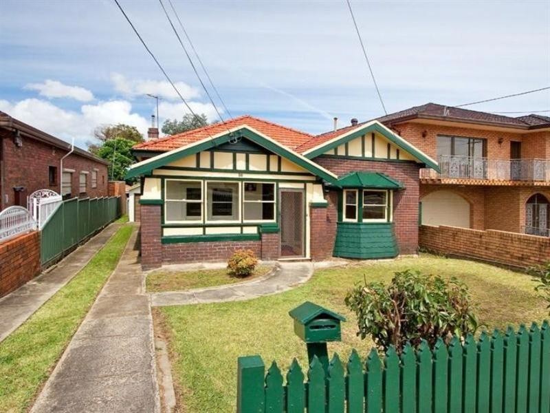 38 William Street, Earlwood NSW 2206