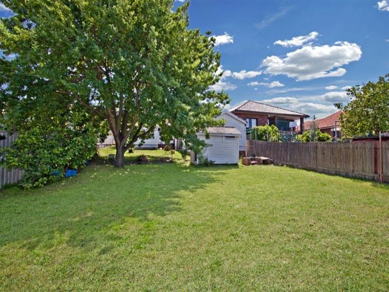 10 Flers Avenue, Earlwood NSW 2206