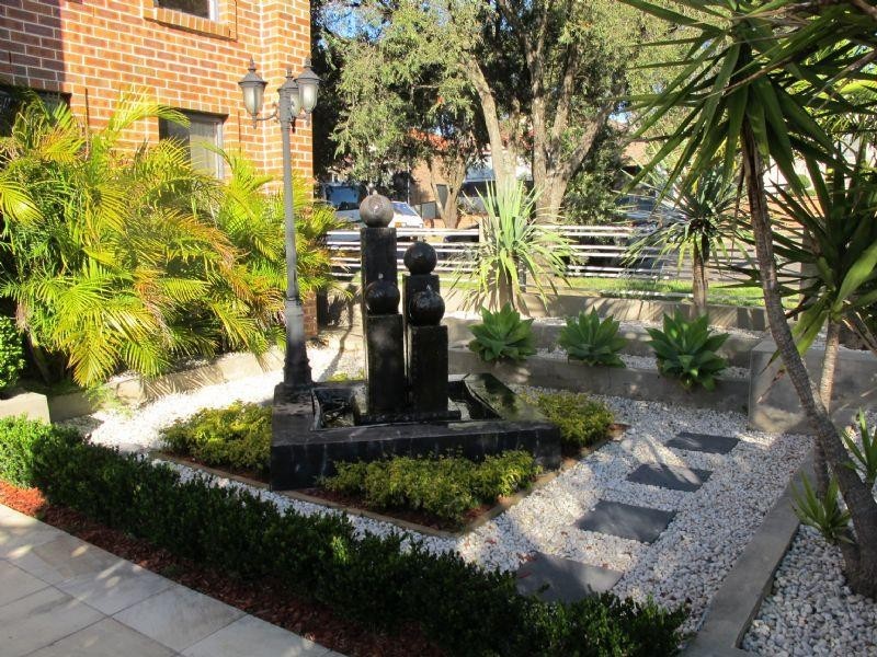 8 Robert Street, Belmore NSW 2192