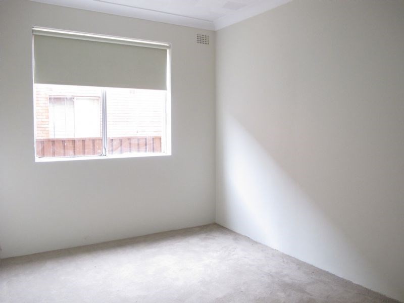 2/3 Seventh Avenue, Campsie NSW 2194