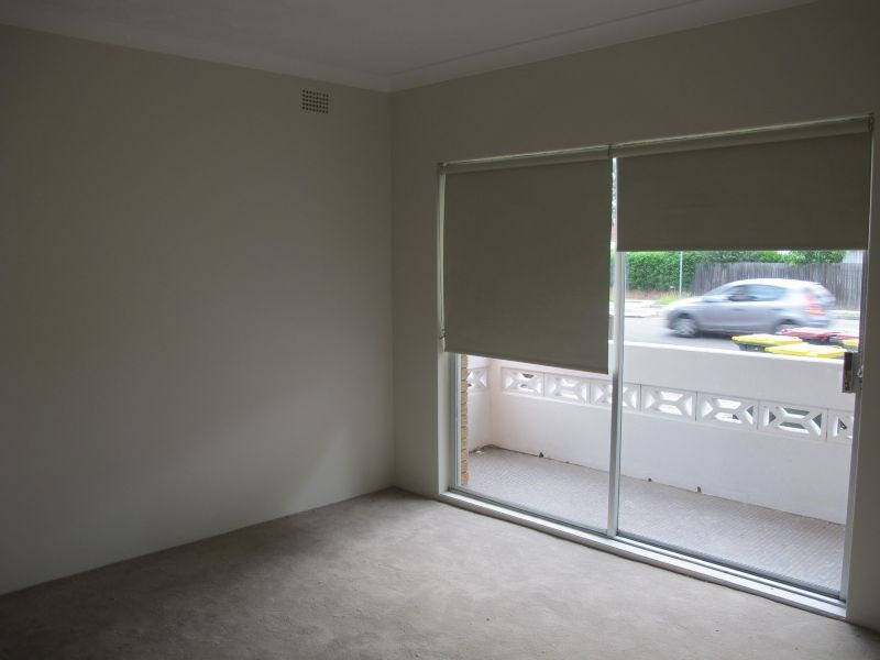 2/3 Seventh Avenue, Campsie NSW 2194