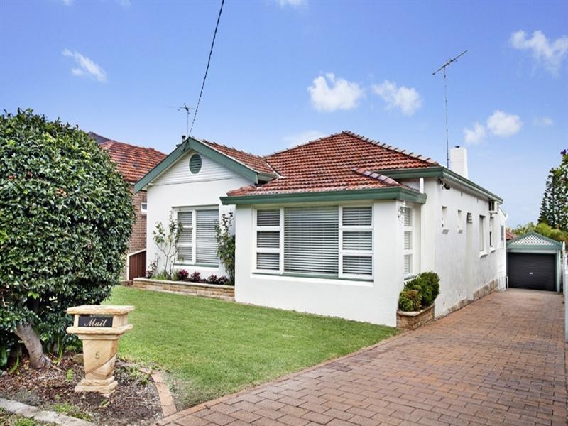 5 Frost Street, Earlwood NSW 2206