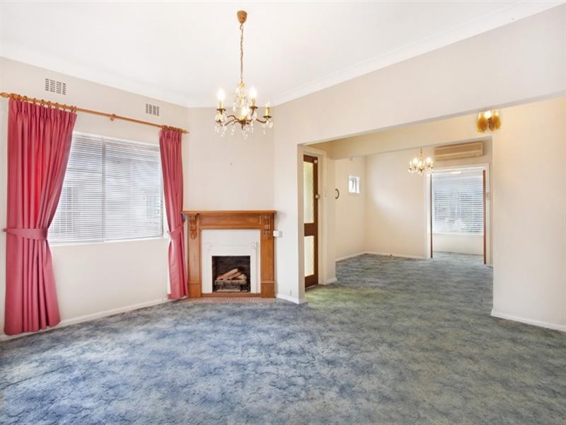 5 Frost Street, Earlwood NSW 2206