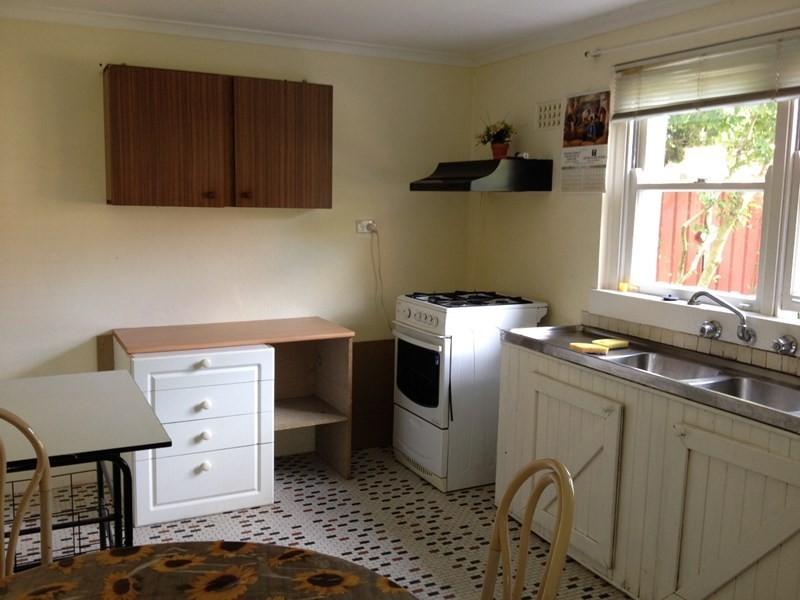 18A Banks Road, Earlwood NSW 2206