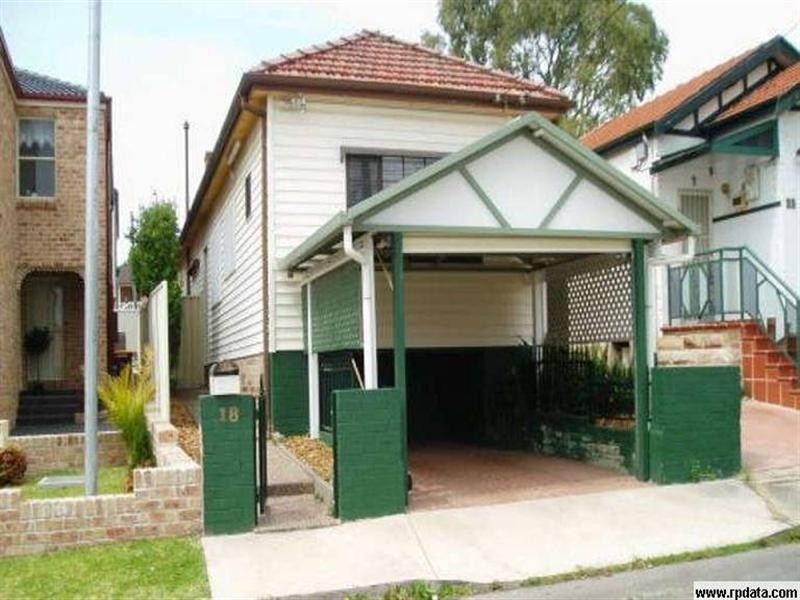 18 Richmond Street, Earlwood NSW 2206