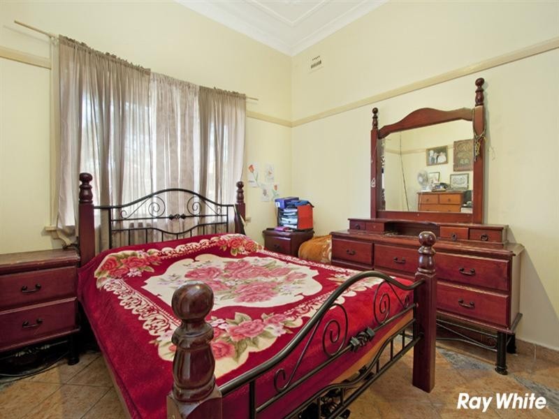 14 Locksley Road, Bexley NSW 2207