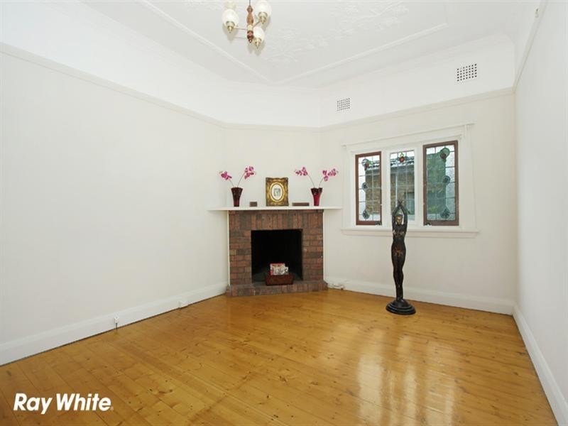 22 Howard Street, Canterbury NSW 2193