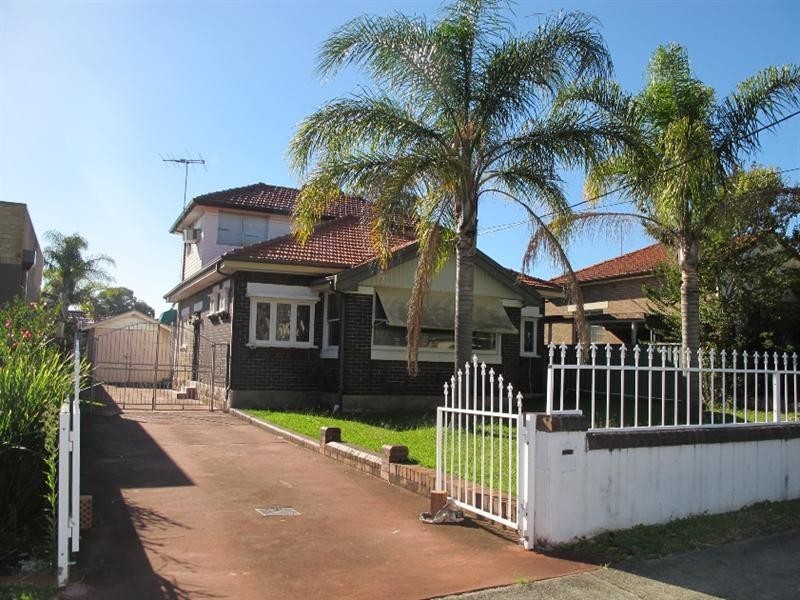 22 McCallum Street, Roselands NSW 2196