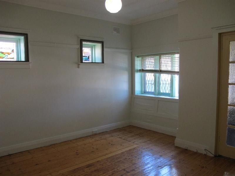 22 McCallum Street, Roselands NSW 2196