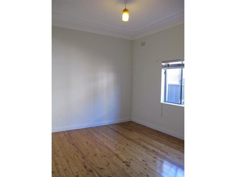 22 McCallum Street, Roselands NSW 2196