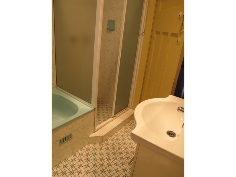 22 McCallum Street, Roselands NSW 2196