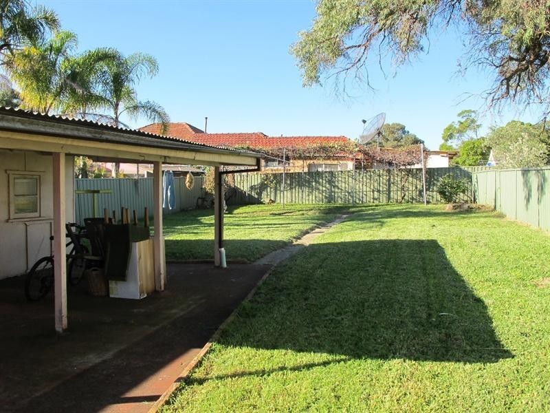 22 McCallum Street, Roselands NSW 2196