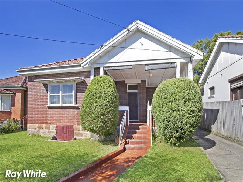 44 Permanent Avenue, Earlwood NSW 2206