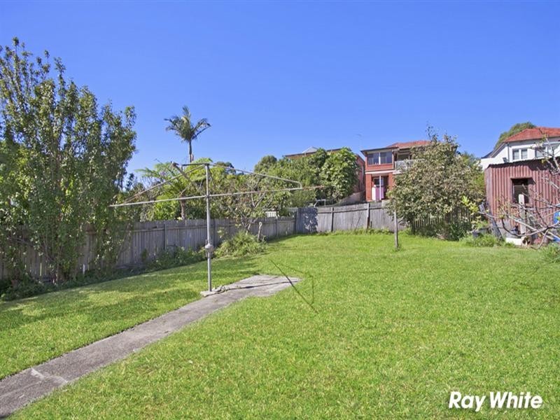 44 Permanent Avenue, Earlwood NSW 2206