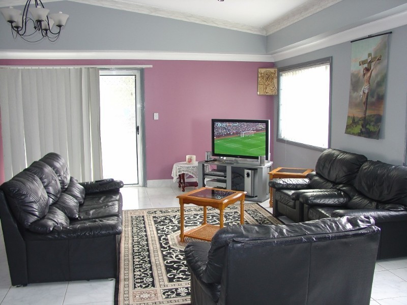 47 Johnstone Street, Peakhurst NSW 2210