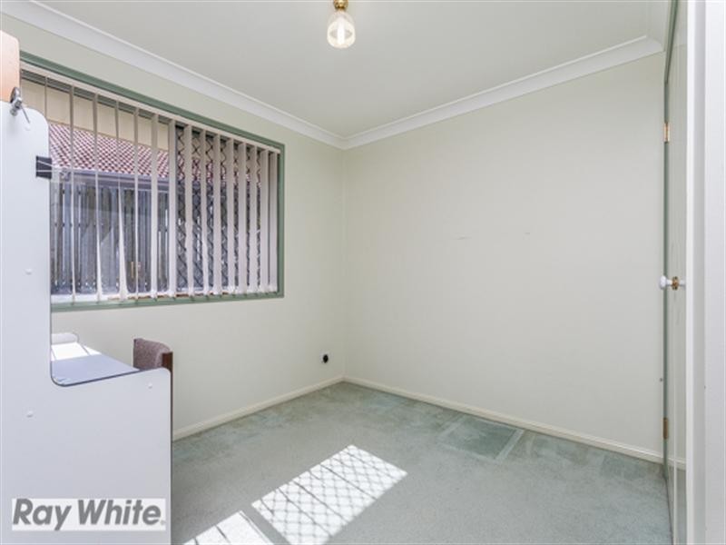 2 Rainbow Court, Griffin QLD 4503