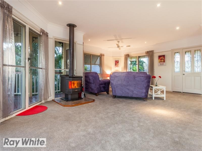4 River Vista Crescent, Murrumba Downs QLD 4503
