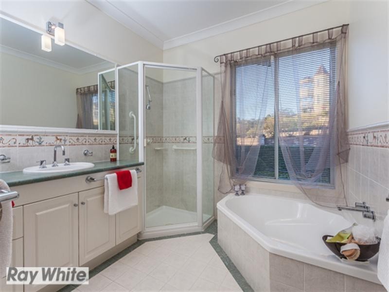 4 River Vista Crescent, Murrumba Downs QLD 4503