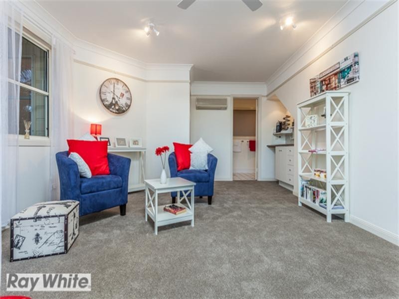 4 River Vista Crescent, Murrumba Downs QLD 4503