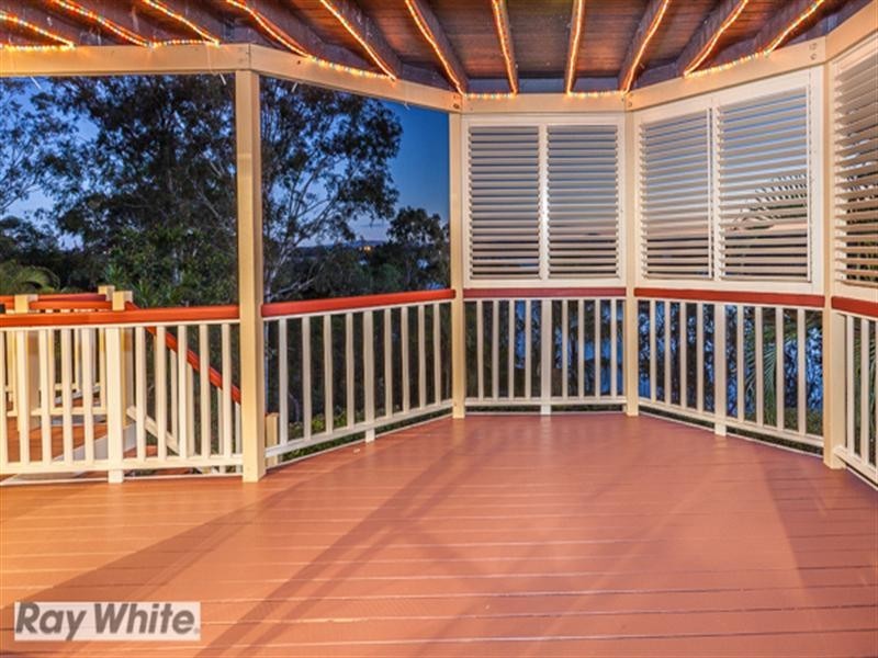 4 River Vista Crescent, Murrumba Downs QLD 4503