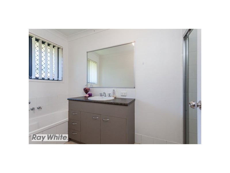 4 Acacia Crescent, Kallangur QLD 4503