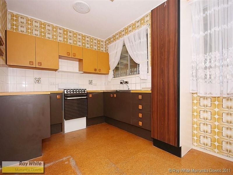 25 Carwell Avenue, Petrie QLD 4502