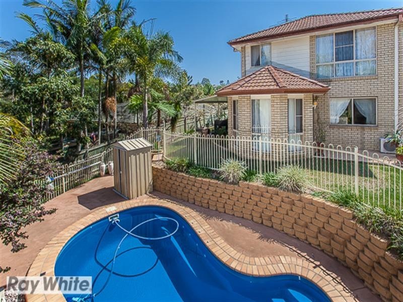 6 Carmody Court, Petrie QLD 4502