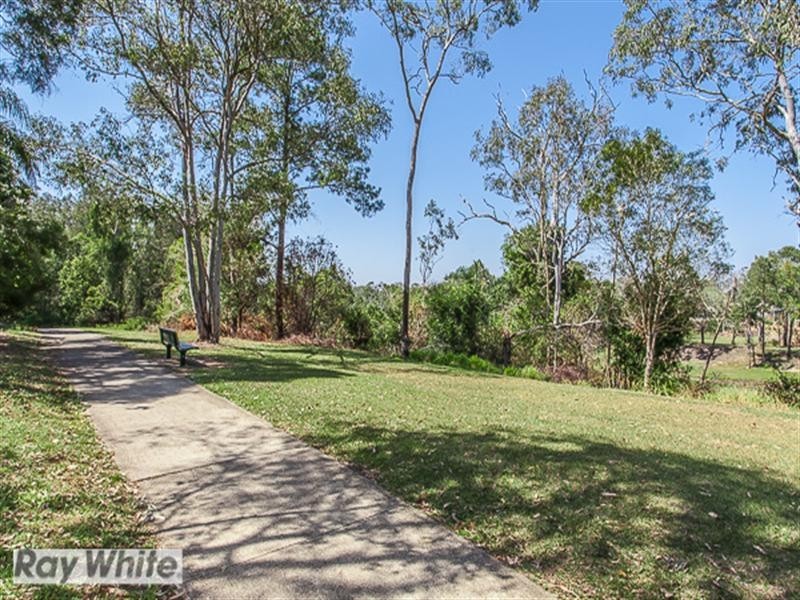 6 Carmody Court, Petrie QLD 4502