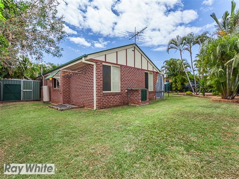 18 Mountain Blue Drive, Kallangur QLD 4503