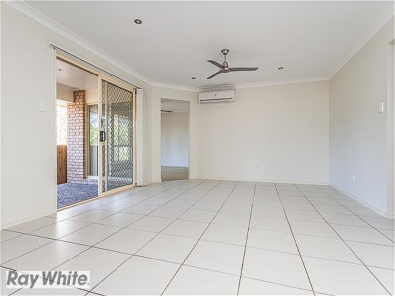 18 Outlook Court, Kallangur QLD 4503