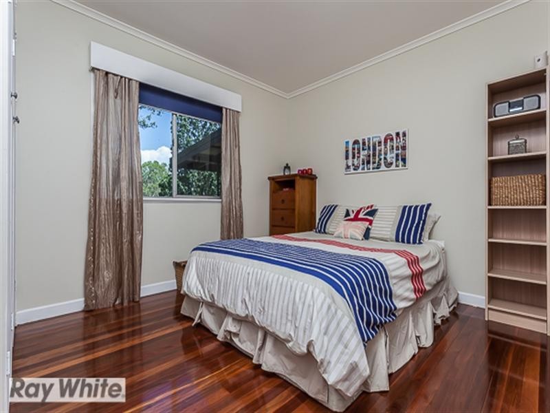 1 Whiteside Road, Whiteside QLD 4503