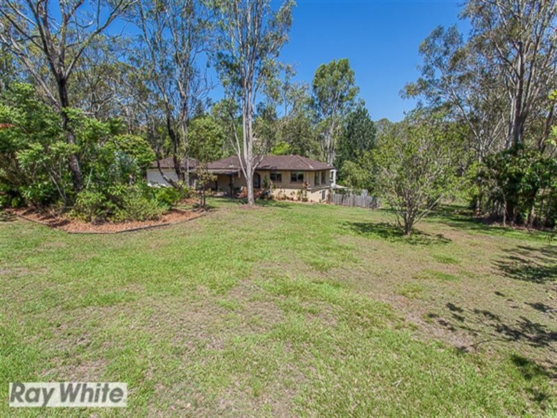 1 Whiteside Road, Whiteside QLD 4503