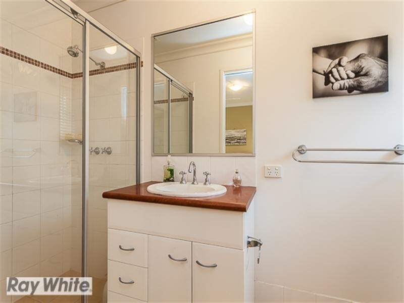 9 Bronze Court, Griffin QLD 4503