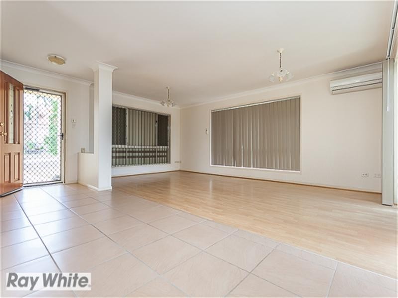 8 Conondale Court, Kallangur QLD 4503