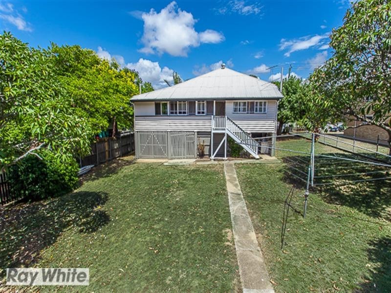 20 Young Street, Petrie QLD 4502