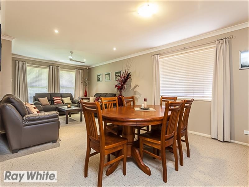 11 Hawkhurst Court, Murrumba Downs QLD 4503