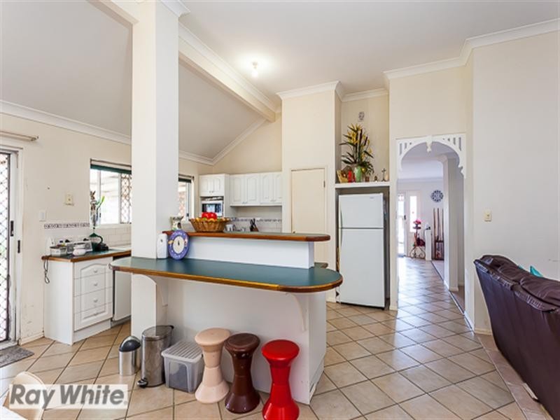 46 Castle Hill Drive, Murrumba Downs QLD 4503