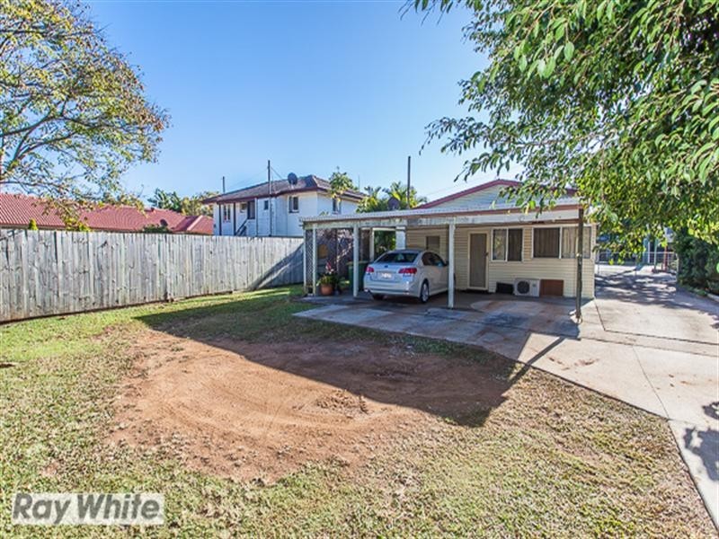 11 Goodfellows Road, Kallangur QLD 4503